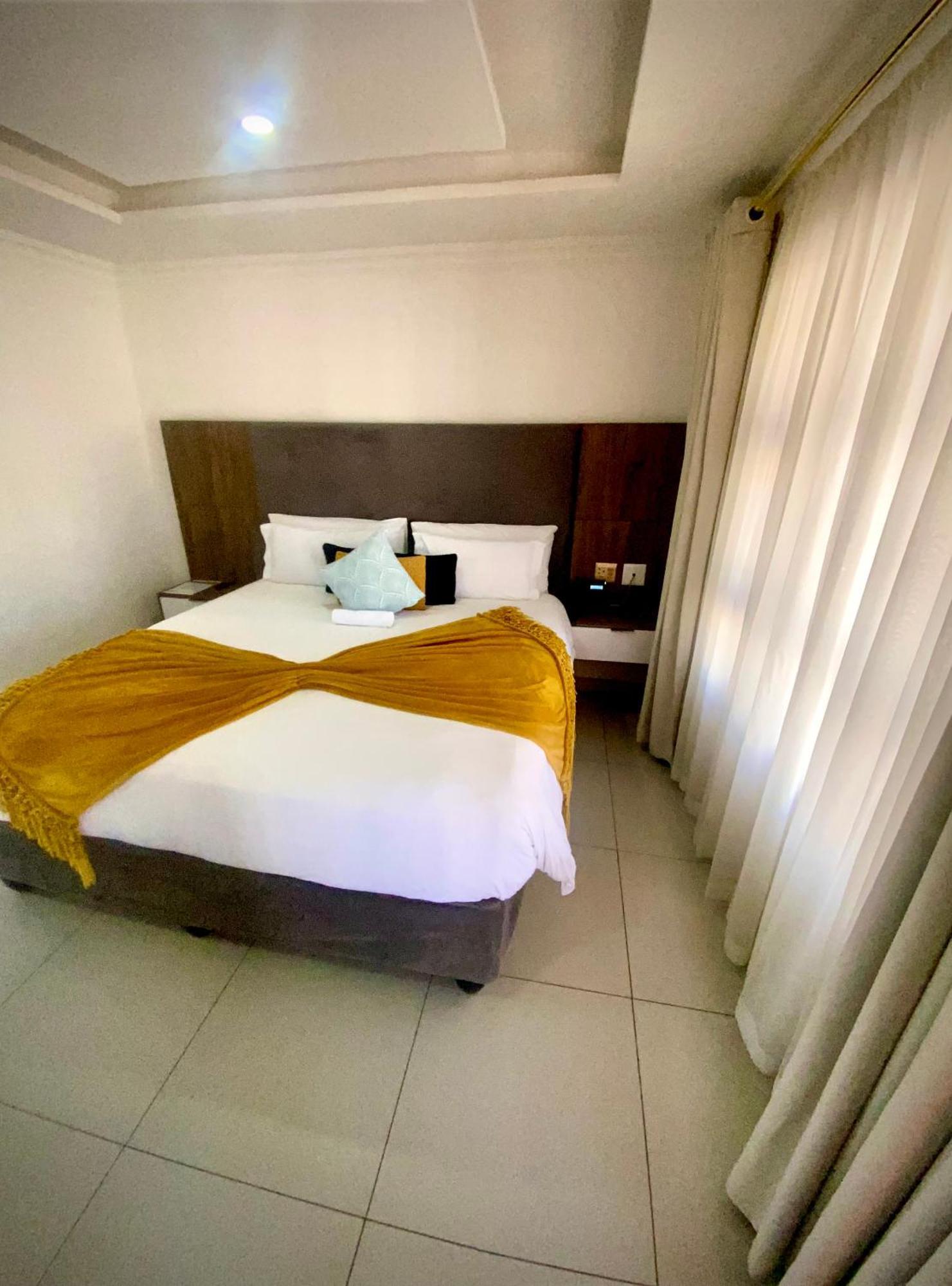 Hotel El Infinito Kempton Park Exterior foto